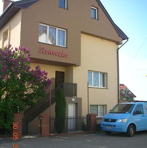 Pensjonat Sloneczko Rewal Exterior photo