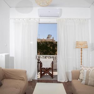 Aretis Apartment- At The Foothills Of The Castle Naxos City Exterior photo