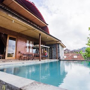 Villa Gajah Mas Bedugul By Ecommerceloka Exterior photo