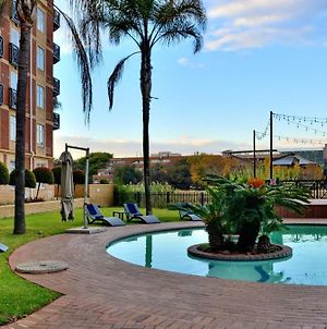 Anew Hotel Centurion Pretoria Exterior photo