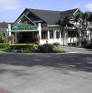 Greenheights Business & Convention Center Bed and Breakfast Davao City Exterior photo