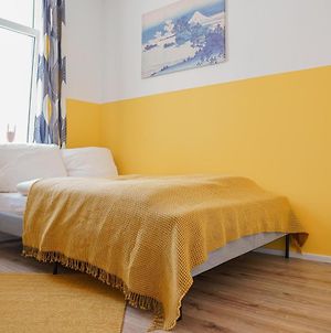 Full House Studios - Yellow Apartment - Netflix + Nescafe Μαγδεβούργο Exterior photo