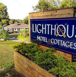 Lighthouse Motel And Cottages Bridgewater Exterior photo