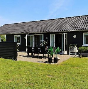 8 Person Holiday Home In V Ggerl Se Bøtø By Exterior photo