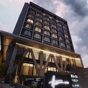 Awann Sewu Boutique Hotel And Suite Σεμαράνγκ Exterior photo