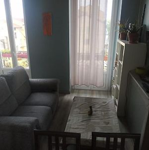 Room In The Charming 30S Building Νίκαια Exterior photo