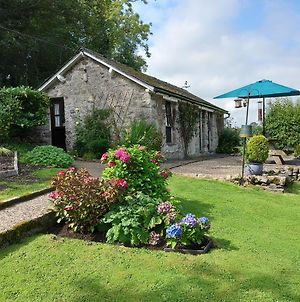 Lile Cottage Ulverston Exterior photo