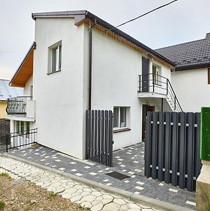Private Apartments Τρούσκαβετς Exterior photo