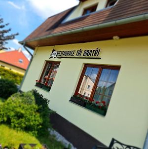 Restovna Ξενοδοχείο Jíloviště Exterior photo