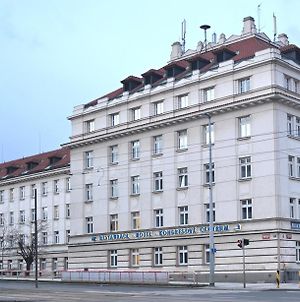 Masarykova Kolej Ξενοδοχείο Πράγα Exterior photo
