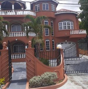 Cazwin Villa Μοντέγκο Μπέυ Exterior photo
