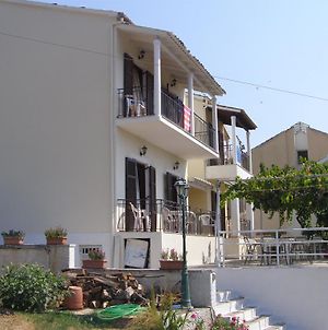 Dimitrakis Apartments Κασσιόπη Exterior photo