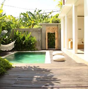 Oasis Villa - Padonan Dalung  Exterior photo