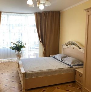 Apartamenti Lviv Sihiv Centr Chervonoi Kalini Διαμέρισμα Exterior photo