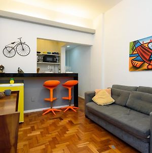 Pineapples Br1009 - Apartamento Em Copacabana Com Vista Para A Floresta Διαμέρισμα Ρίο ντε Τζανέιρο Exterior photo