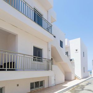 Sole Mare Seaside Apartments Γούβες Exterior photo