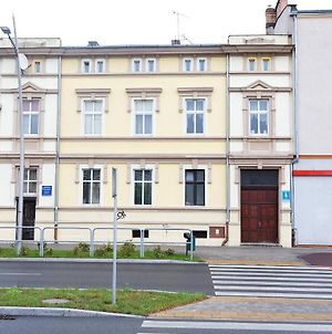 100-Sio Apartamenty Kamienica Κοστζαλίν Exterior photo