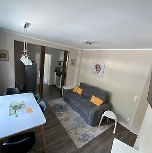 Parterre Apartment, 72 Qm, 2 Schlafzimmer, Gaste-Wc, Terrasse, 6 Personen Νάουμπουργκ Exterior photo