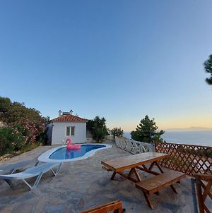 Beautiful House Located On A Hill, With A Spectacular Sea View Βίλα Κουμέικα Exterior photo