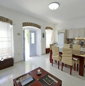 Arco I/ Downtown Rustic Apartment/4 Min From Port Ύδρα Exterior photo