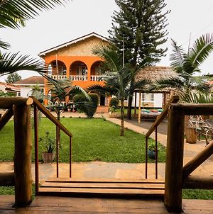 Villa Poa Αρούσα Exterior photo
