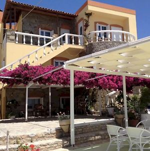 Scenic Holiday Home In Syros With Balcony Syros Island Exterior photo