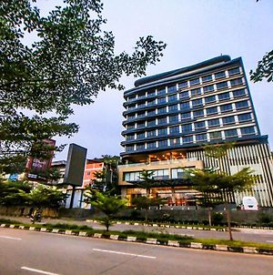 Asialink Hotel Batam By Prasanthi Exterior photo