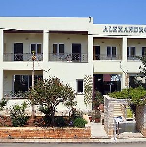 Alexandros Ξενοδοχείο Σίσσι Exterior photo