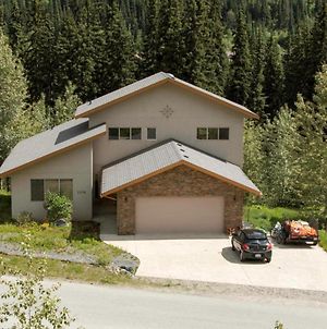 Soleil Chalet By Bear Country Βίλα Sun Peaks Exterior photo