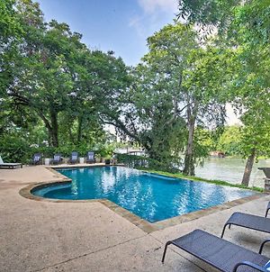 Guadalupe River Paradise With Hot Tub, Dock And Kayaks Βίλα Seguin Exterior photo