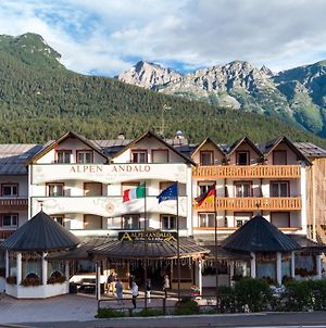 Hotel Alpen Andalo Exterior photo