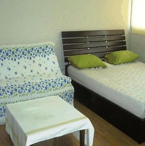 Room In Studio - T8 Guest House Don Mueang Challenger Triple Room Ban Song Hong Exterior photo