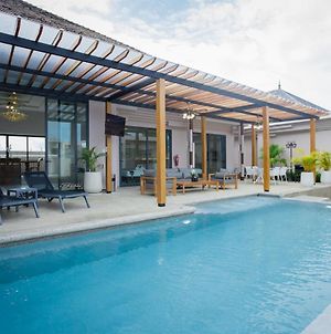 Gold Chariot Pool Villa, Phuket - Sha Plus Certified Παραλία Μπανγκ Ταο Exterior photo