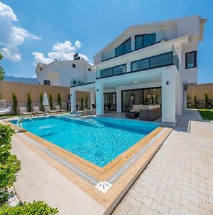 Luxury 4-Bed Villa With Private Pool And Jacuzzi Ovacık Exterior photo