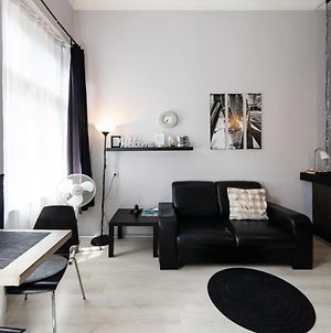 Ozone Silver&Black Διαμέρισμα Βουδαπέστη Exterior photo