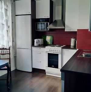 Apartment With Two Bedrooms And A Parking Space Βάνταα Exterior photo
