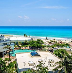 Fabulous Oceanview Suite With Private Jacuzzi Plus Access To Beach&Pools Κανκούν Exterior photo