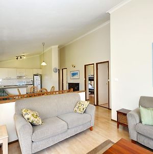 Pet Friendly On Pelican Close To Myall River Βίλα Hawks Nest Exterior photo