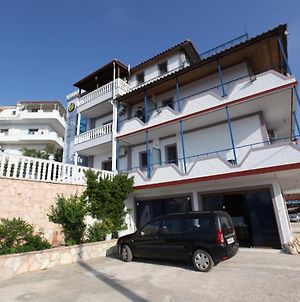 Villa Mondi Εξαμίλιο Exterior photo