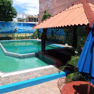 Hotel Suite Tropicana Ixtapa Ζιουατανέχο Exterior photo