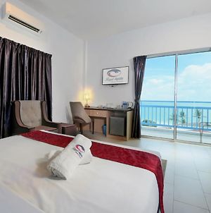 Royal Agate Beach Resort Λανγκάουι Exterior photo