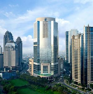 The Ritz-Carlton Jakarta, Pacific Place Τζακάρτα Exterior photo