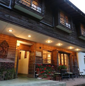 Inn Of Amigos Yasuda Pension Τακαγιάμα Exterior photo