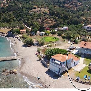 House Just On The Beach -Included 2 Canoe, 2 Bicycles Βίλα Ραβδούχα Exterior photo