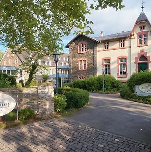 Weinromantikhotel Richtershof Muelheim an der Mosel Exterior photo
