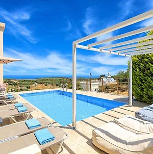 Cretan Sunny Villa Heated Pool Κουρνάς Exterior photo