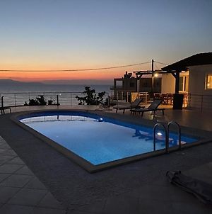 Villa Hemera, Stunning Sunset And Sea Views Villa For 10 With Pool Χωραφάκια Exterior photo