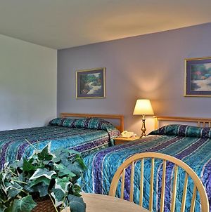 Cedarbrook Hotel Room W/2 Doubles 101 Killington Exterior photo
