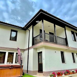 Kassandrova Guest House & Spa Bratsigovo Exterior photo