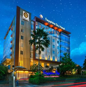 Sapphire Sky Hotel & Conference Serpong Exterior photo